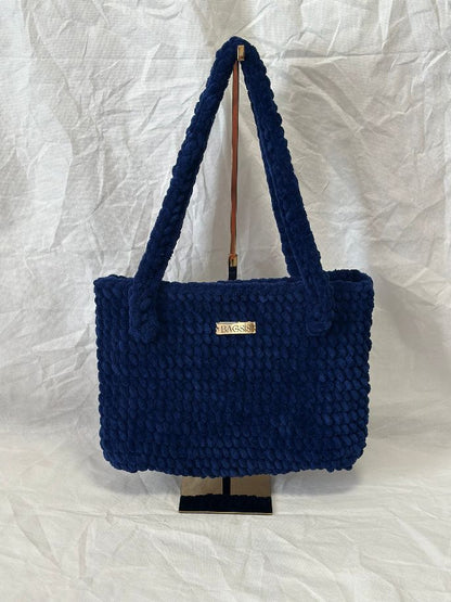 Shopper LIYA