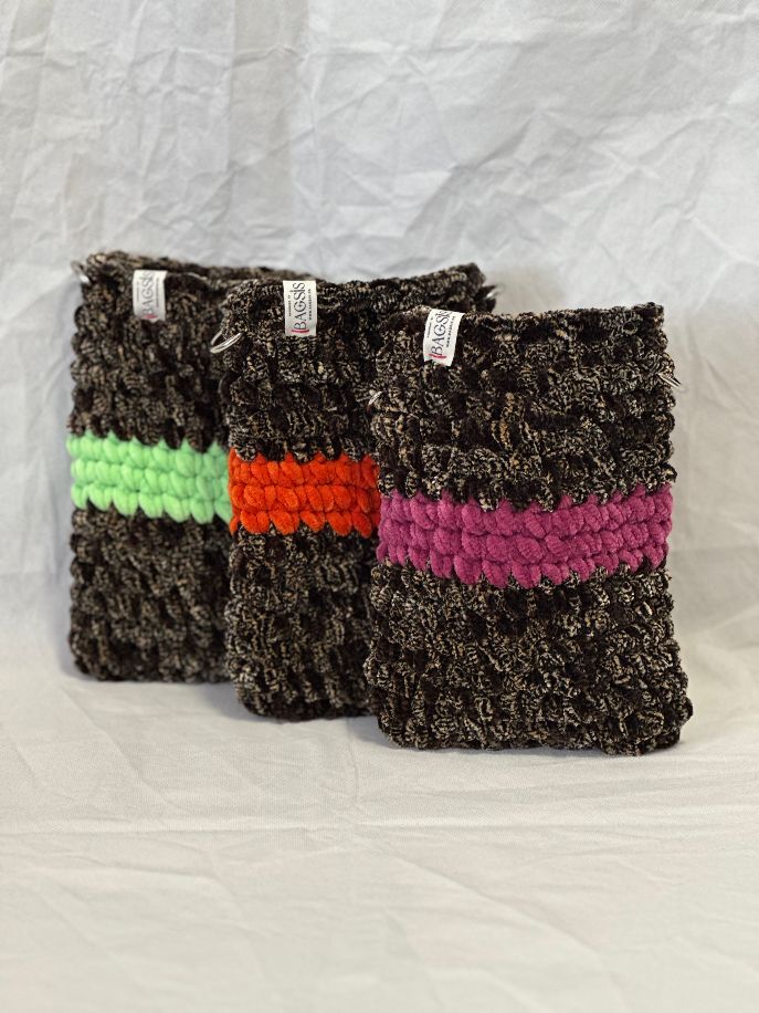 Handytasche ADINA Streifen