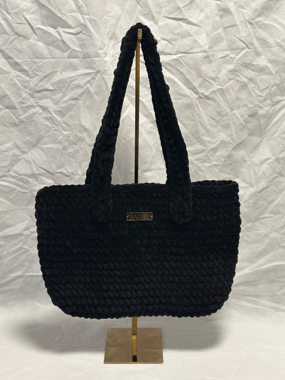 Shopper LIYA