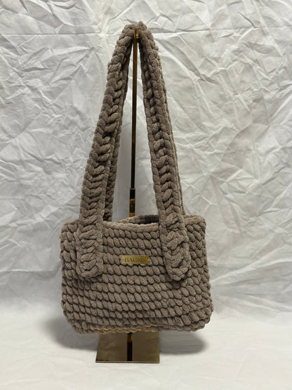 Shopper LIYA